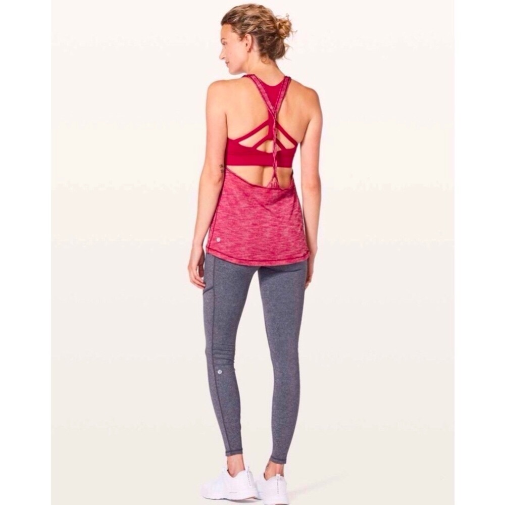 NEW! Lululemon Twist And Toil Tank Sportsbra Ruby Red SZ 2